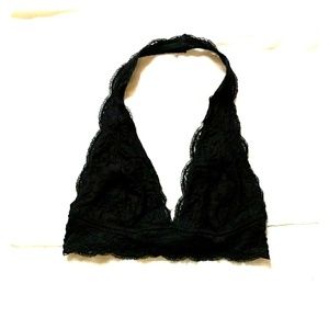 Uran Outfitters Lace Halter Bralette